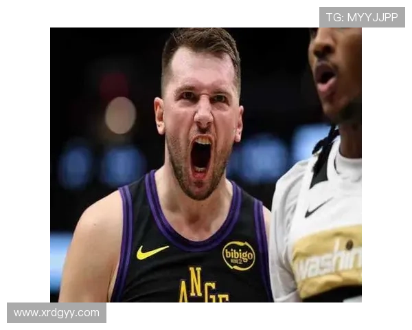 湖人末节爆发胜鹈鹕东契奇三双带队三连胜